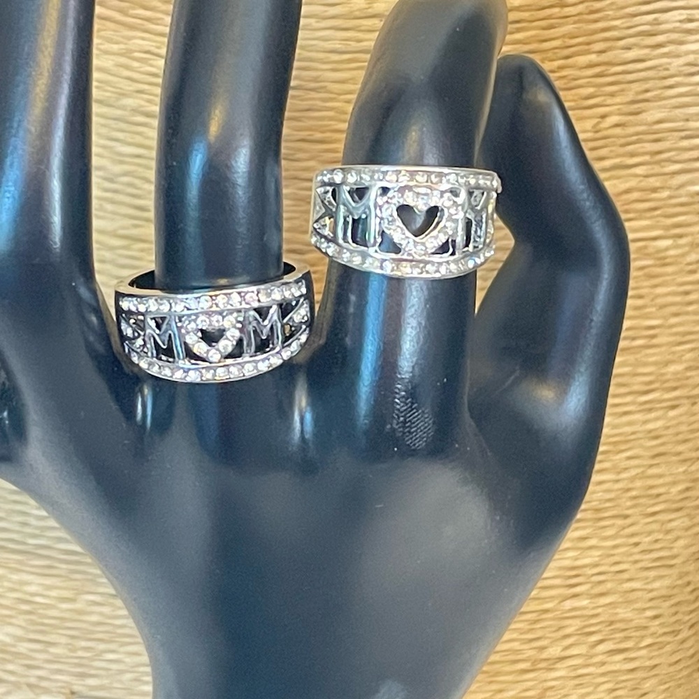 🦋🦋MOM SILVER RINGS - Picture 4 of 6